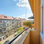 Wrocław Wapienna Apartment by Renters Prestige